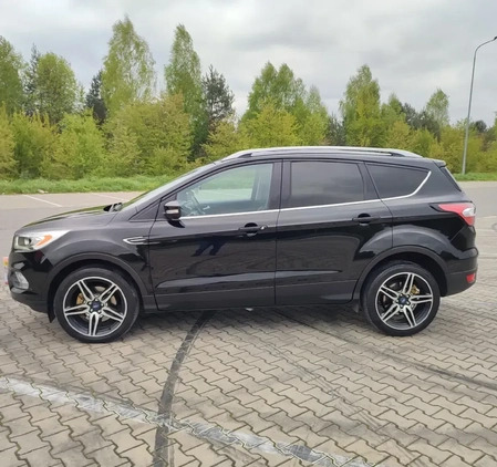 Ford Kuga cena 78800 przebieg: 112000, rok produkcji 2016 z Staszów małe 121